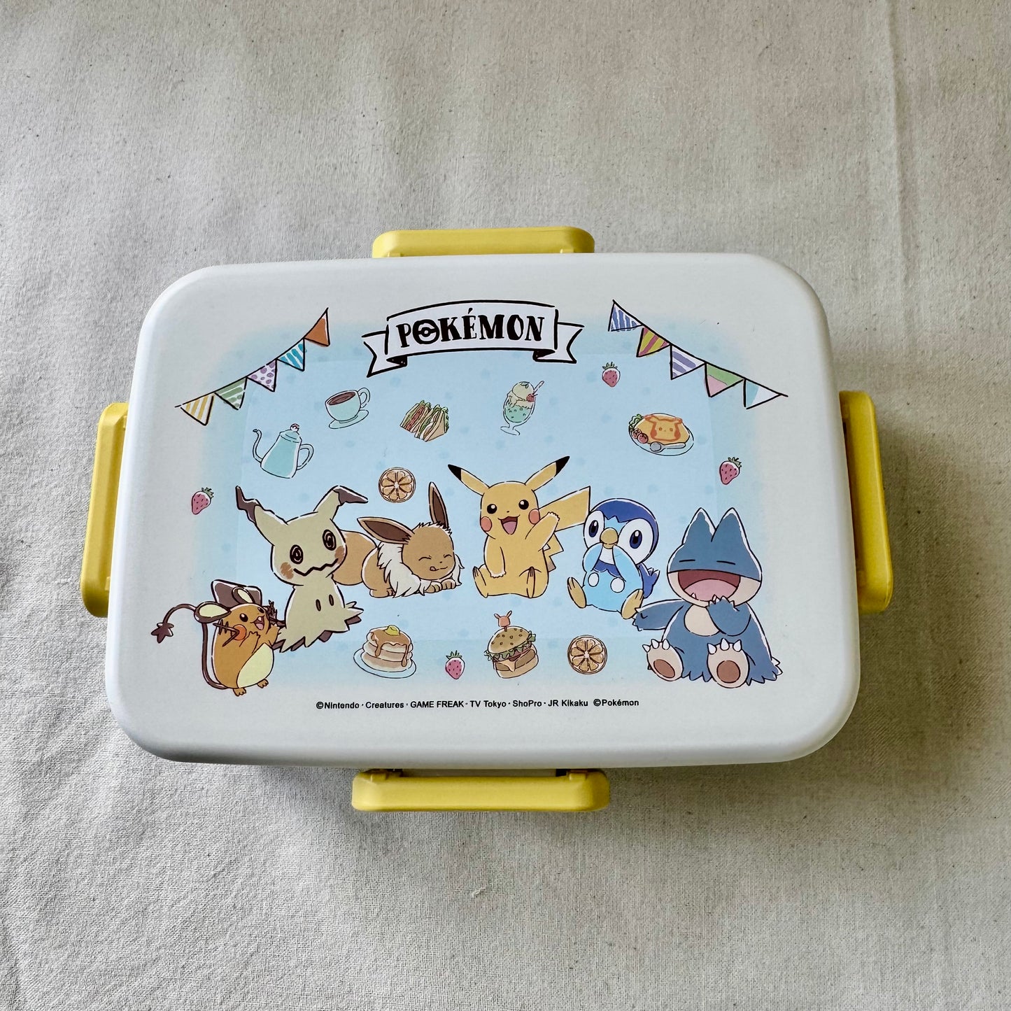 Pokémon lunch box